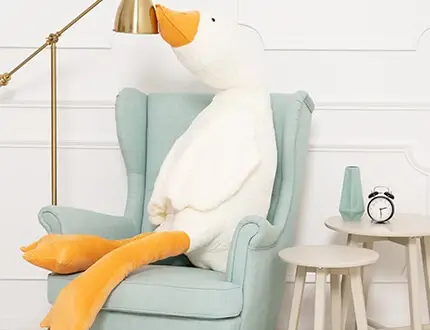 Grandes oies en peluche